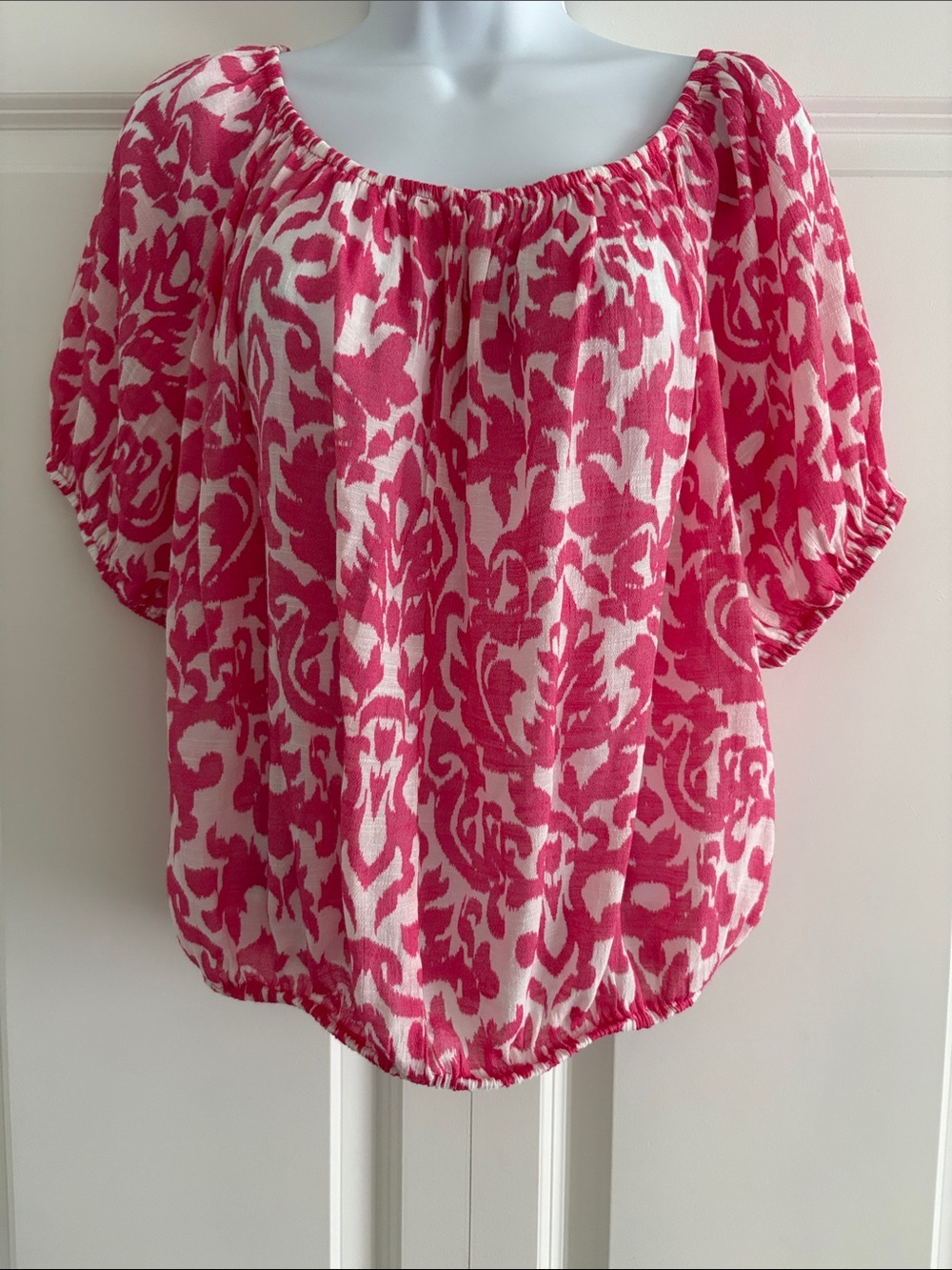 Tamara H Pink & Cream peasant Blouse Size M